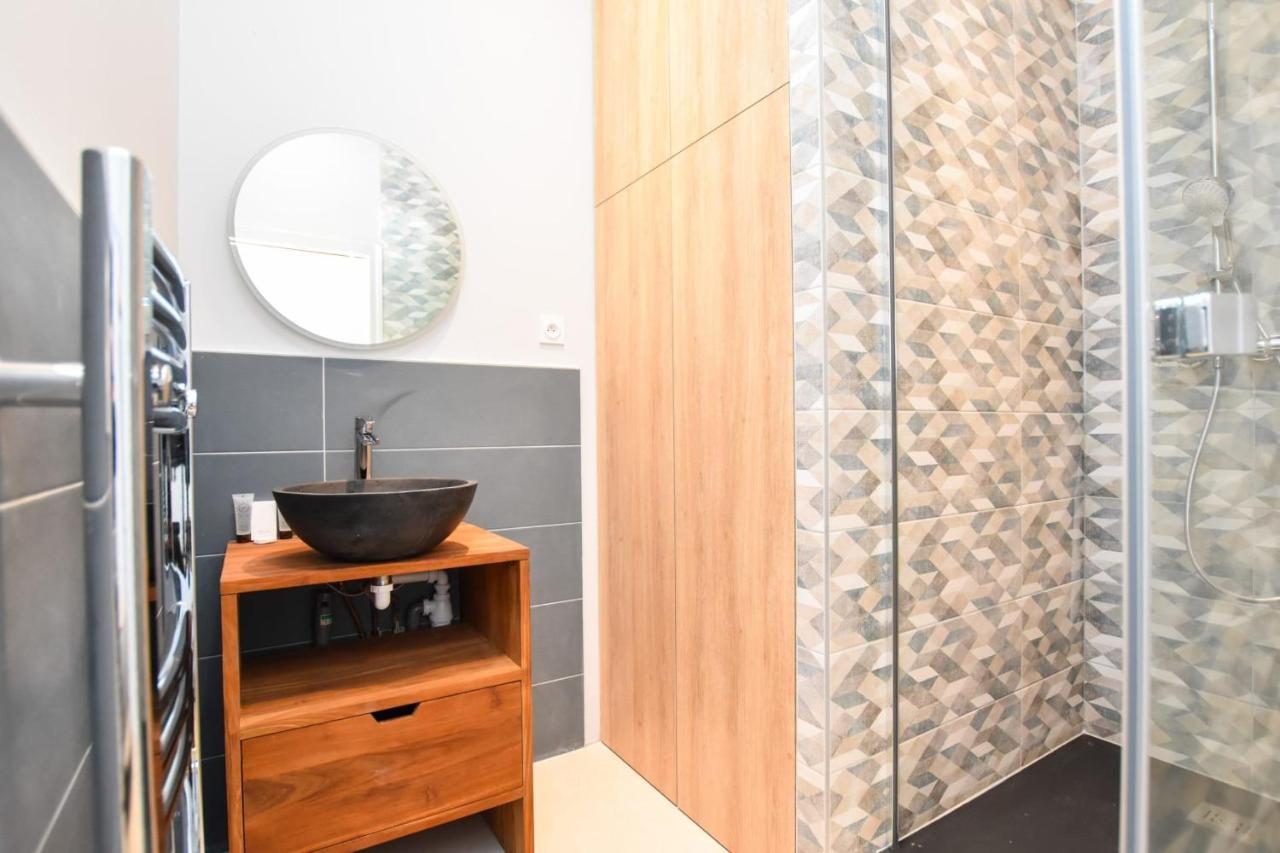 Chic Apartment - 2Br-6P - Gare Du Nord 파리 외부 사진